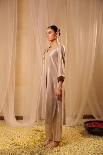 Elegant Beige Organic Shimmer Kurta with Hand Embroidered Motifs and Plazo